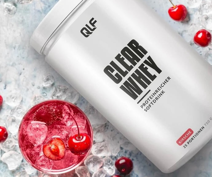 Proteinshake aus Clear Whey Eiweißpulver von Quantum Leap Fitness